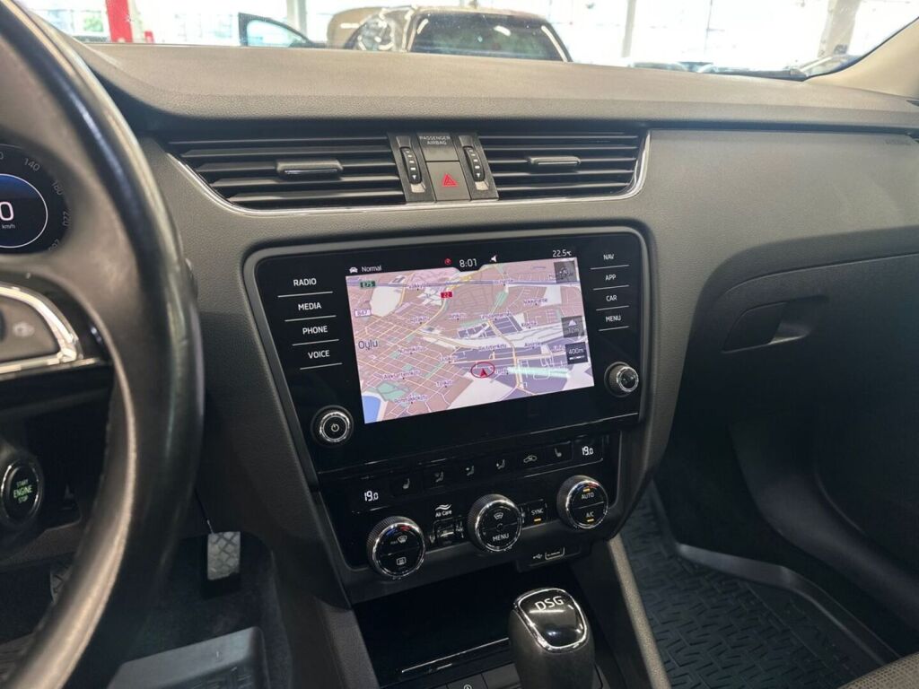 Skoda Octavia 2019 Sininen