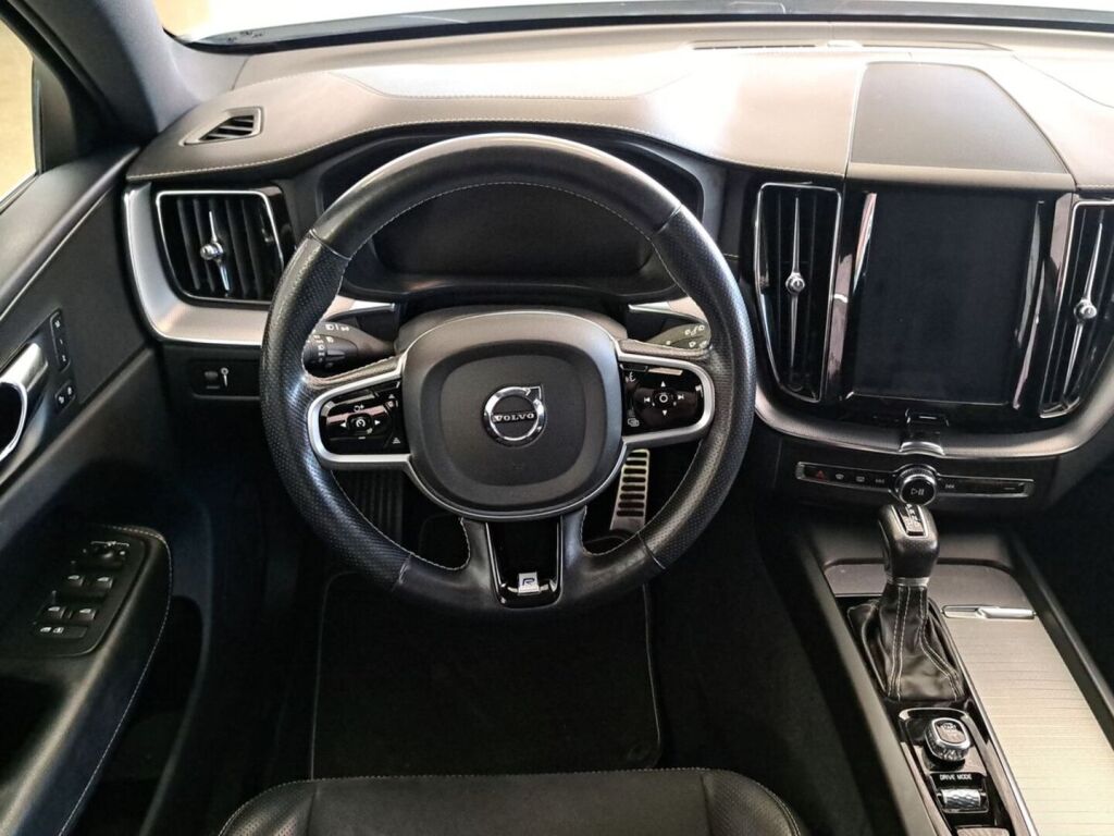 Volvo XC60 2019 Valkoinen