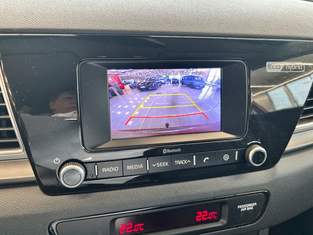 Kia Niro 2019 Punainen