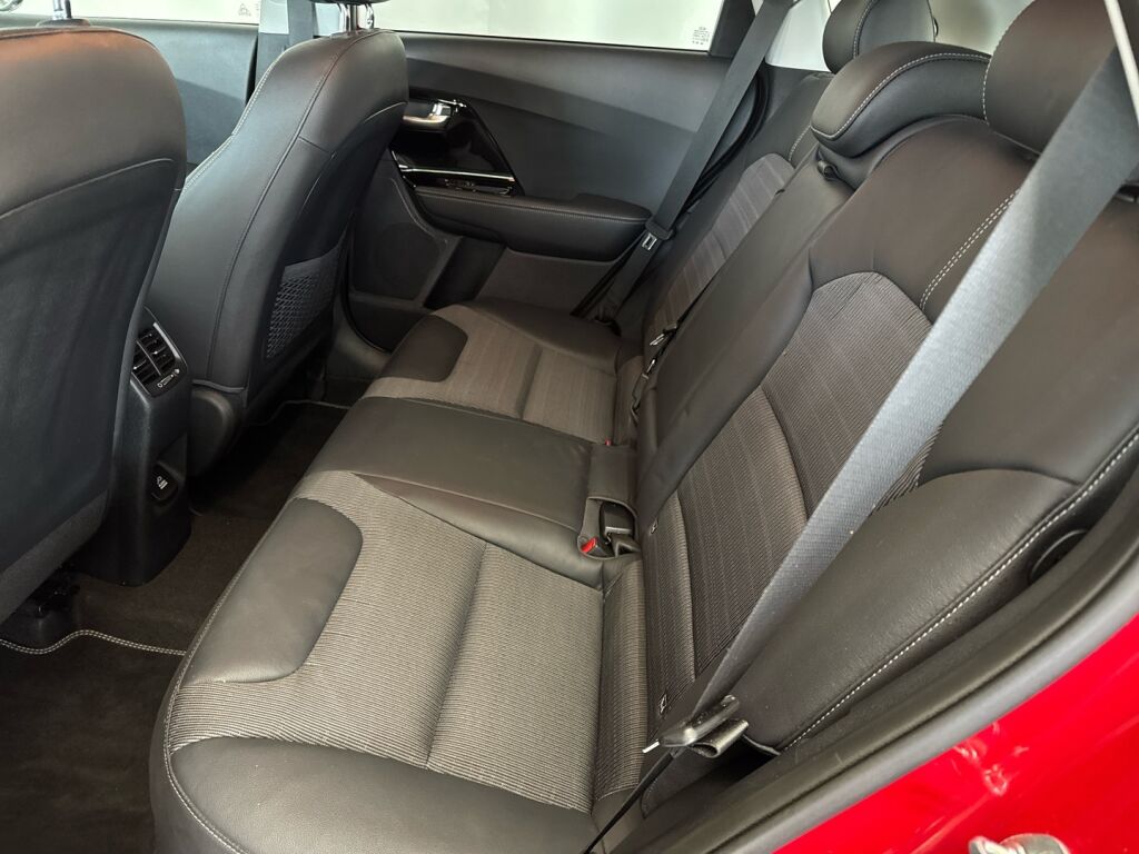 Kia Niro 2019 Punainen