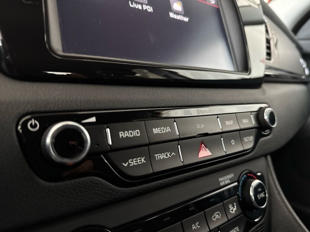 Kia Niro 2019 Punainen