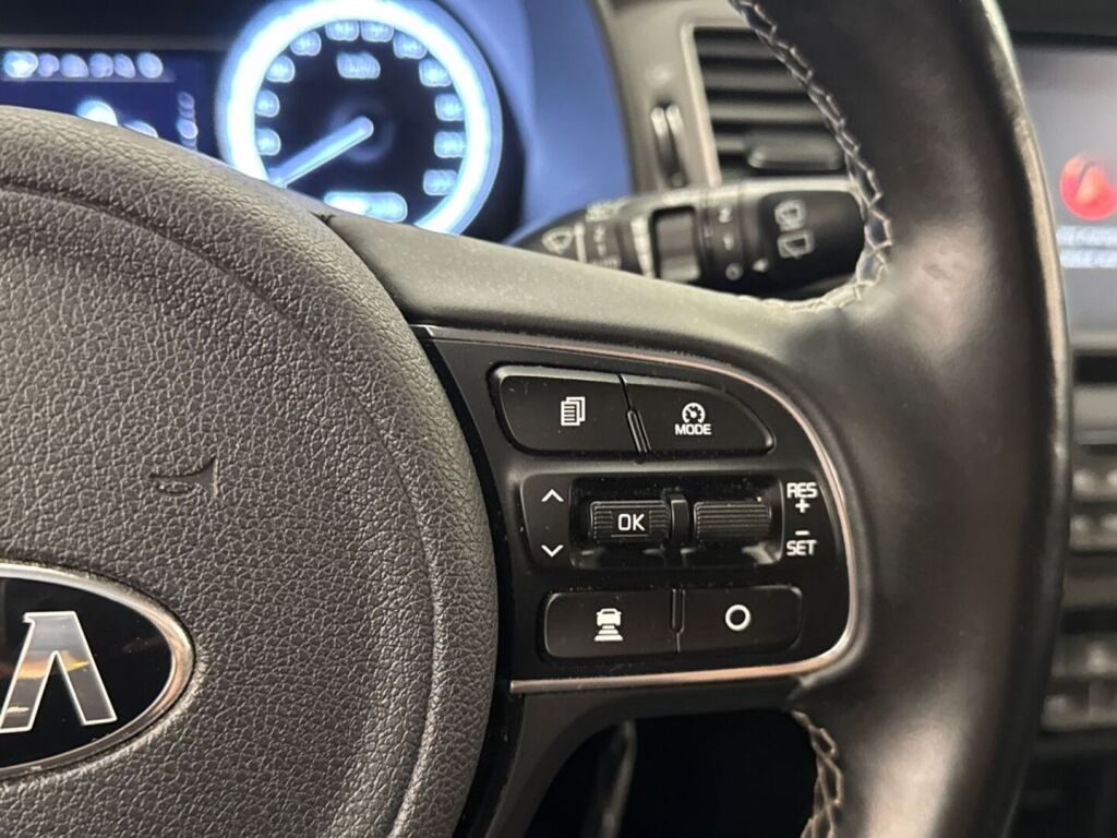 Kia Niro 2019 Punainen