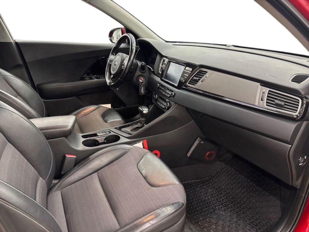Kia Niro 2019 Punainen