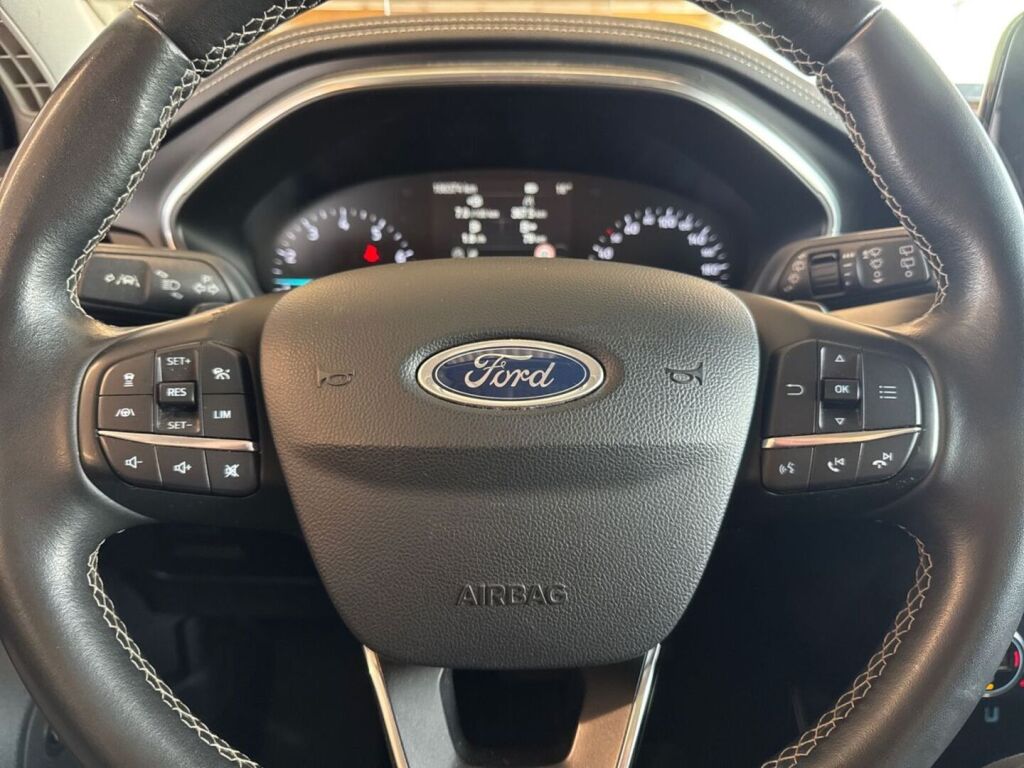 Ford Focus 2019 Valkoinen