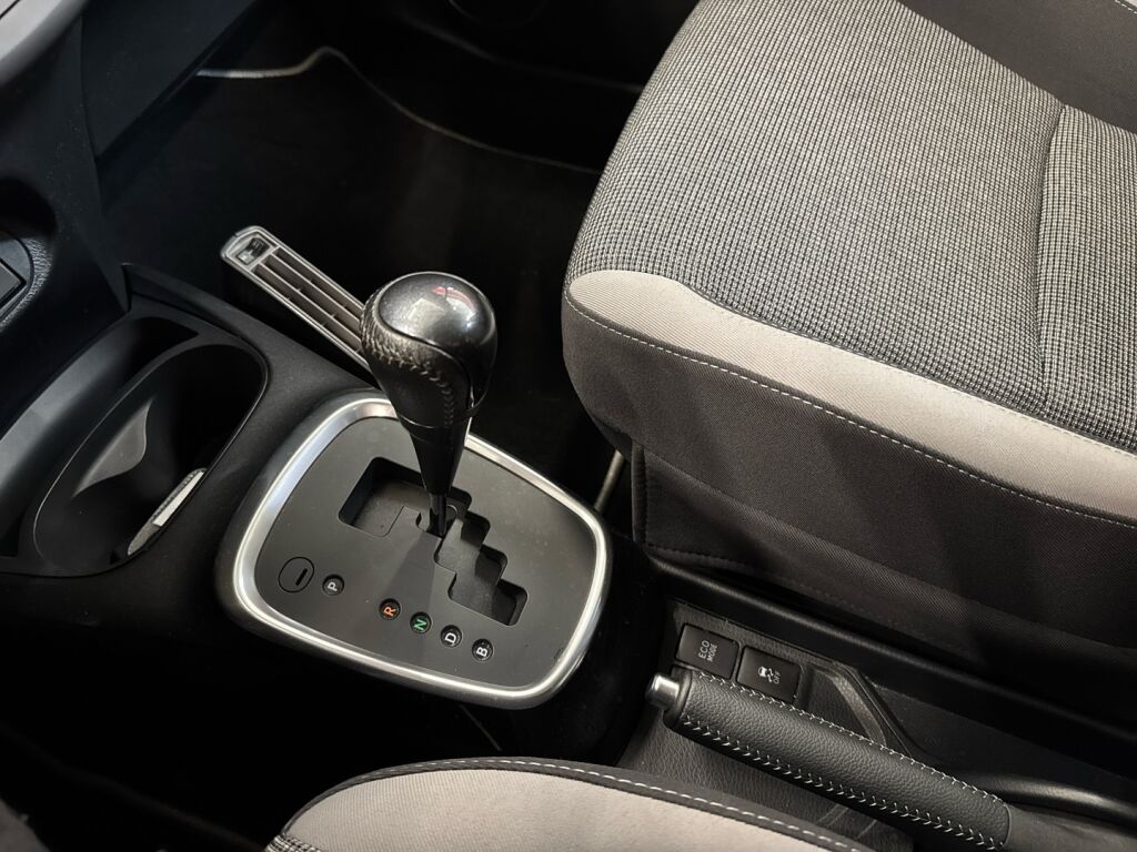 Toyota Yaris 2019 Keltainen