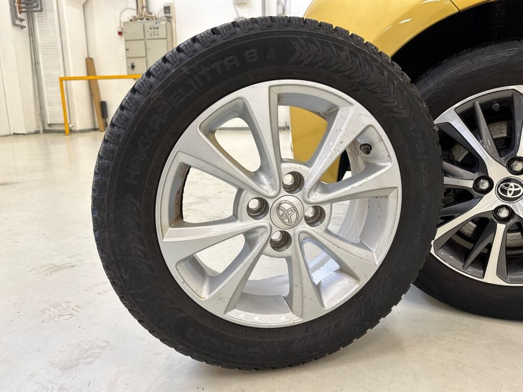 Toyota Yaris 2019 Keltainen