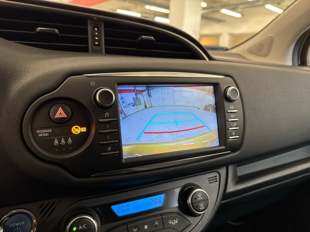 Toyota Yaris 2019 Keltainen