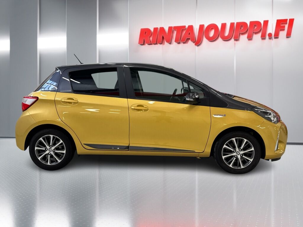 Toyota Yaris 2019 Keltainen