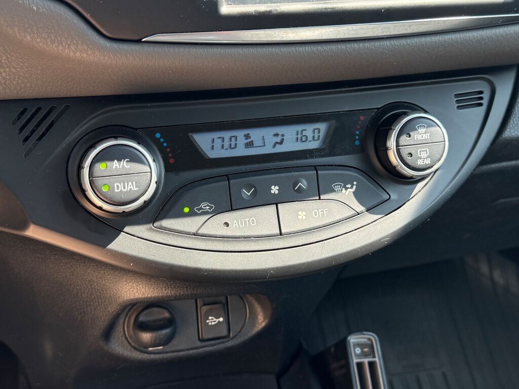 Toyota Yaris 2019 Harmaa