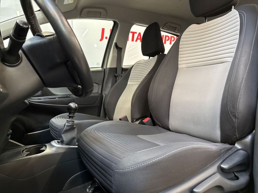 Toyota Yaris 2019 Harmaa