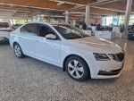 Skoda Octavia 2019 Valkoinen