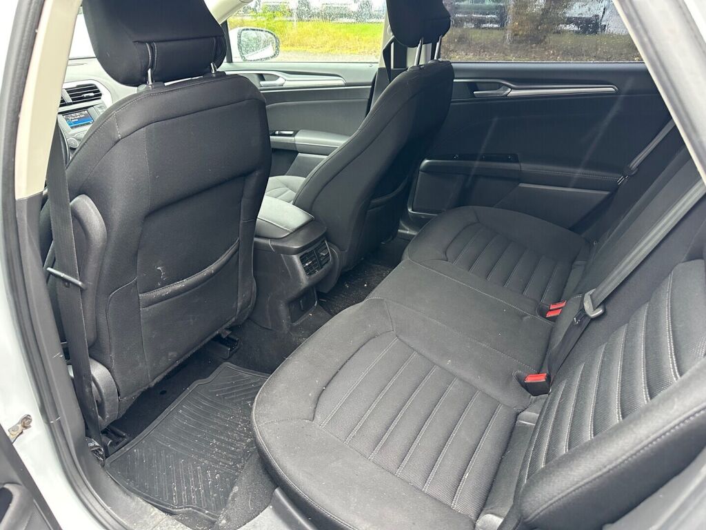 Ford Mondeo 2015 Valkoinen