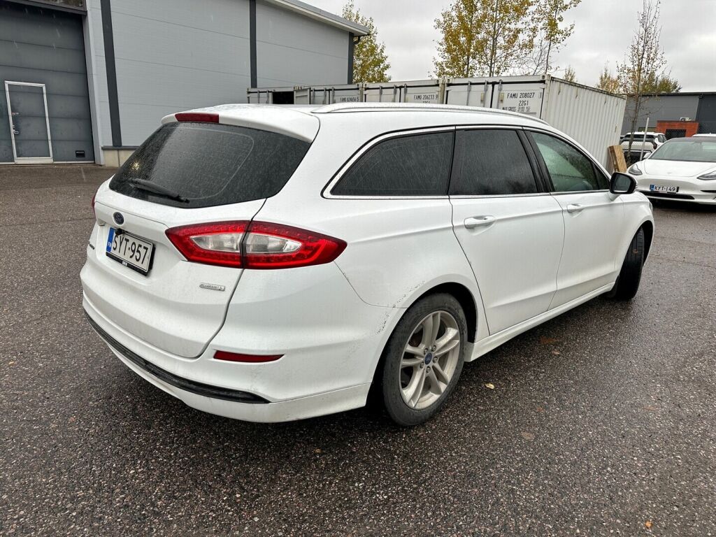 Ford Mondeo 2015 Valkoinen