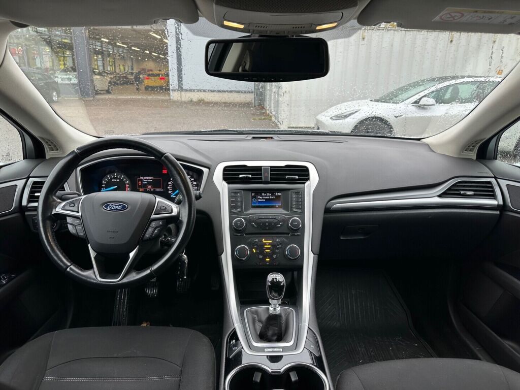Ford Mondeo 2015 Valkoinen