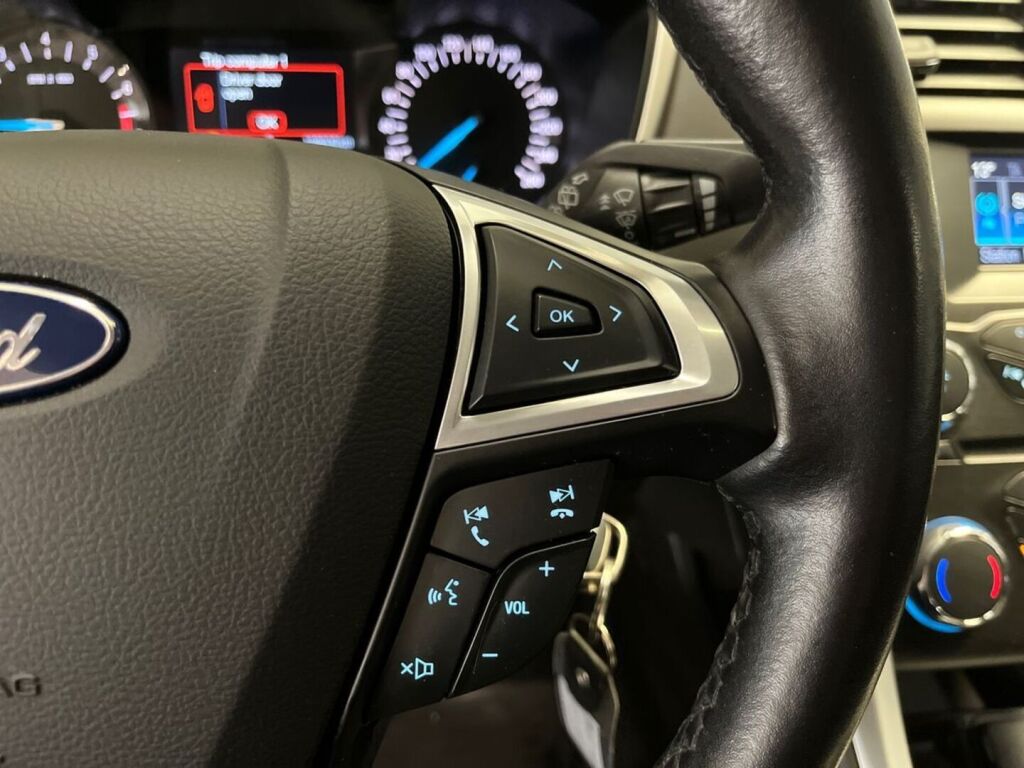 Ford Mondeo 2015 Valkoinen
