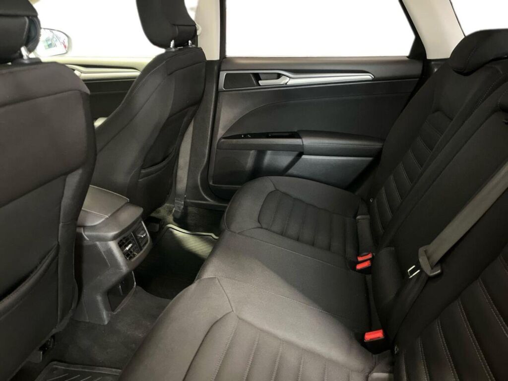 Ford Mondeo 2015 Valkoinen