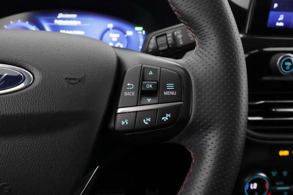 Ford Kuga 2021 Valkoinen