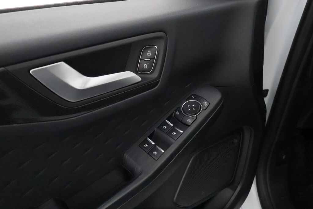 Ford Kuga 2021 Valkoinen