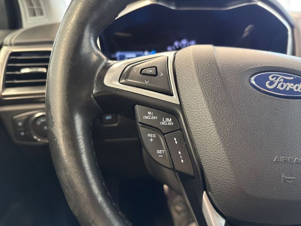 Ford Mondeo 2020 Musta