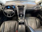 Ford Mondeo 2020 Musta