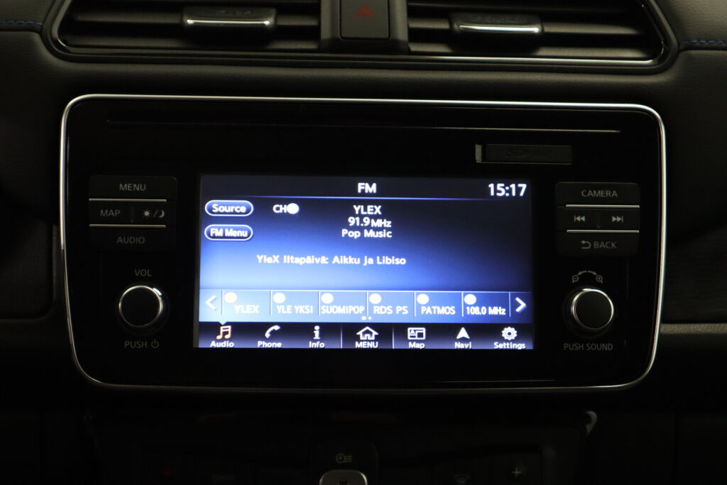 Nissan Leaf 2018 Musta