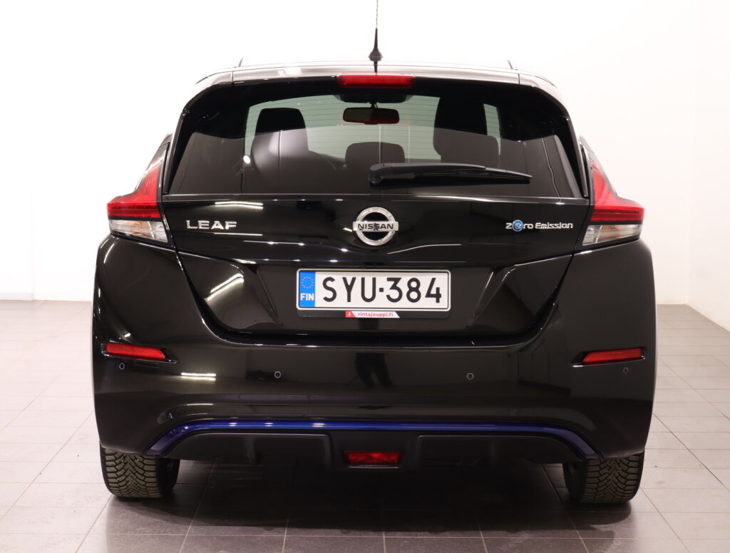 Nissan Leaf 2018 Musta