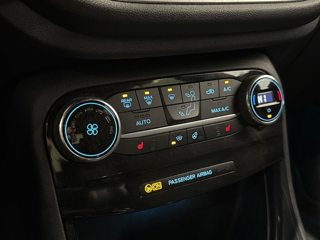 Ford Puma 2020 Punainen