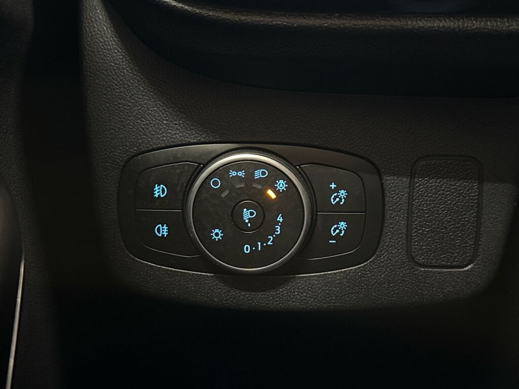 Ford Puma 2020 Punainen