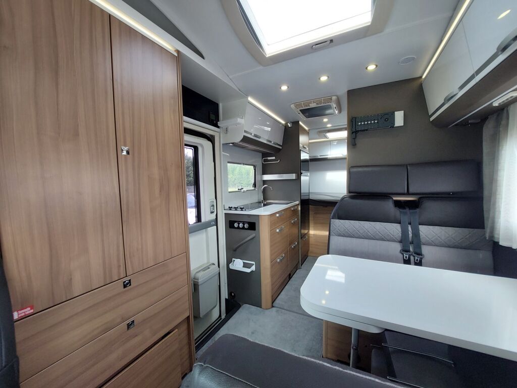 Adria Coral XL Plus 600 DP 2021 9