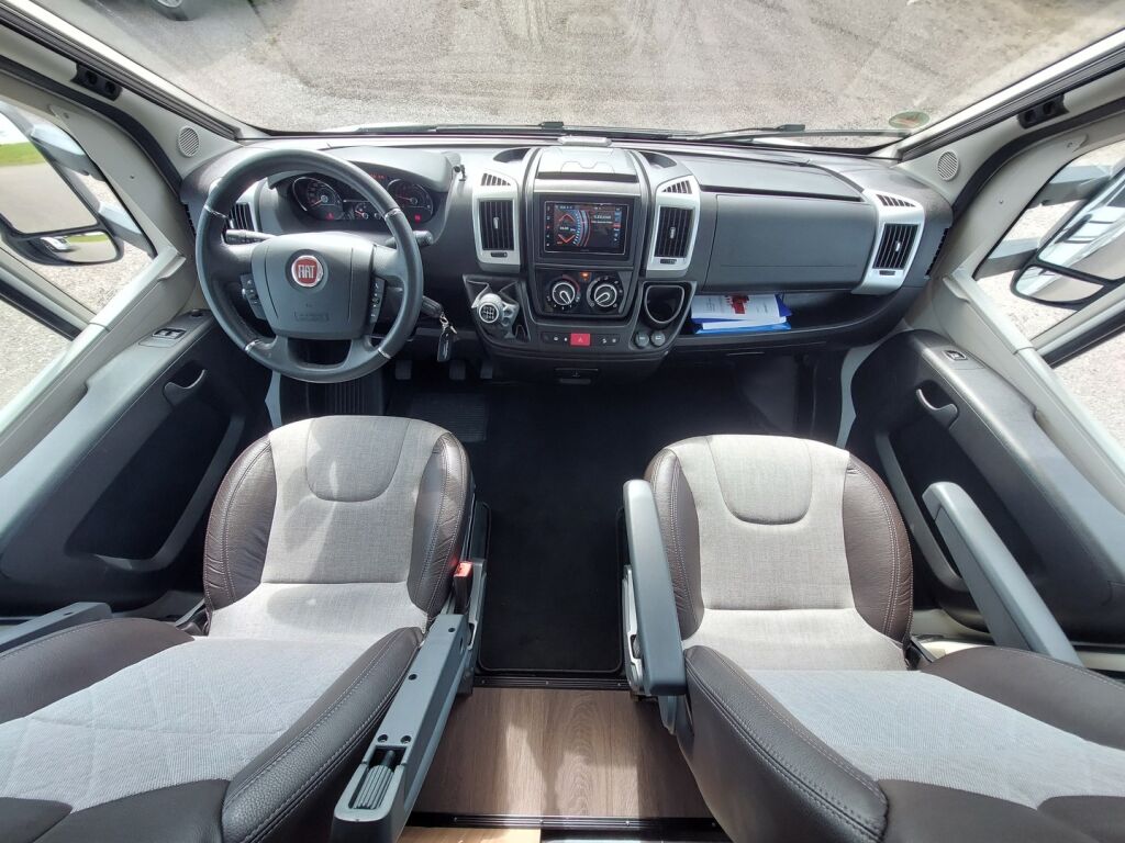 Adria Coral XL Plus 600 DP 2021 9