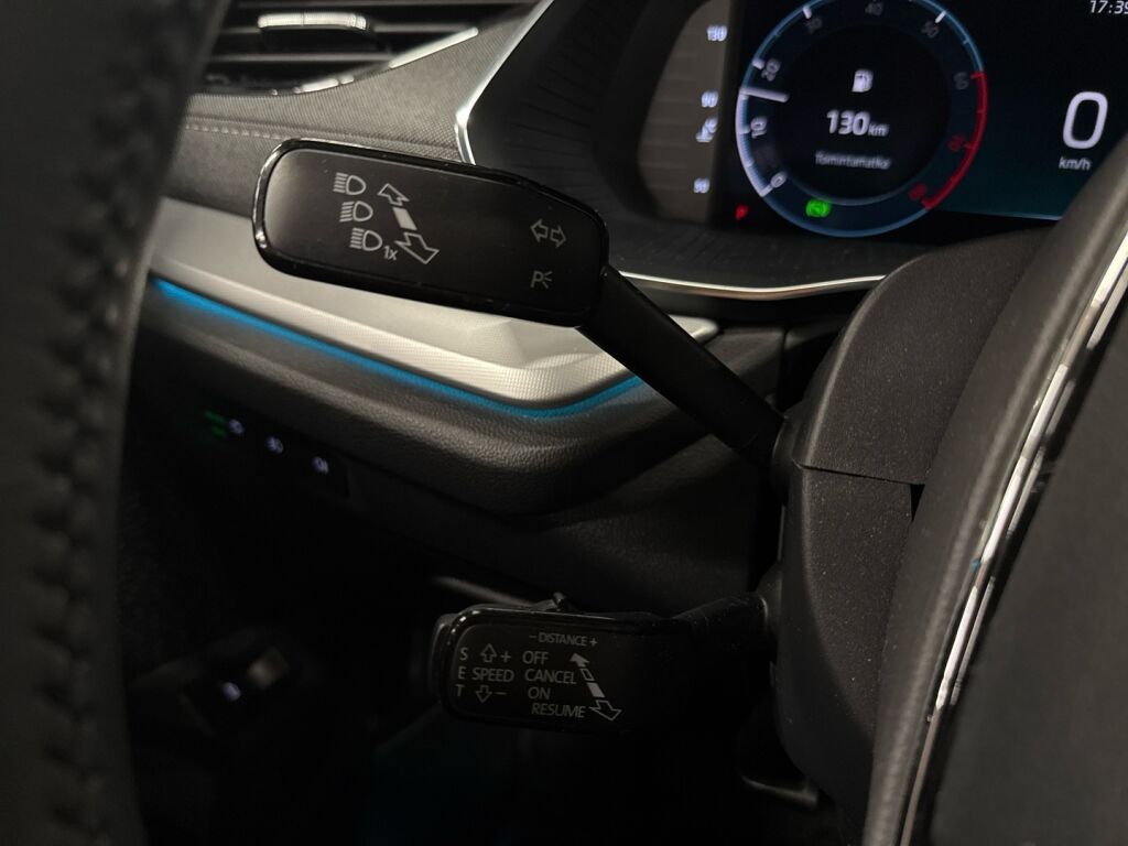 Skoda Octavia 2021 Valkoinen