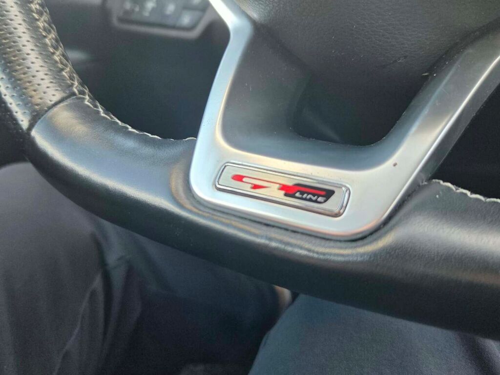 Kia Rio 2021 Musta