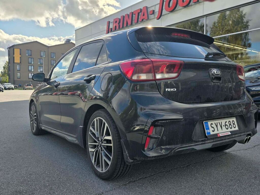 Kia Rio 2021 Musta