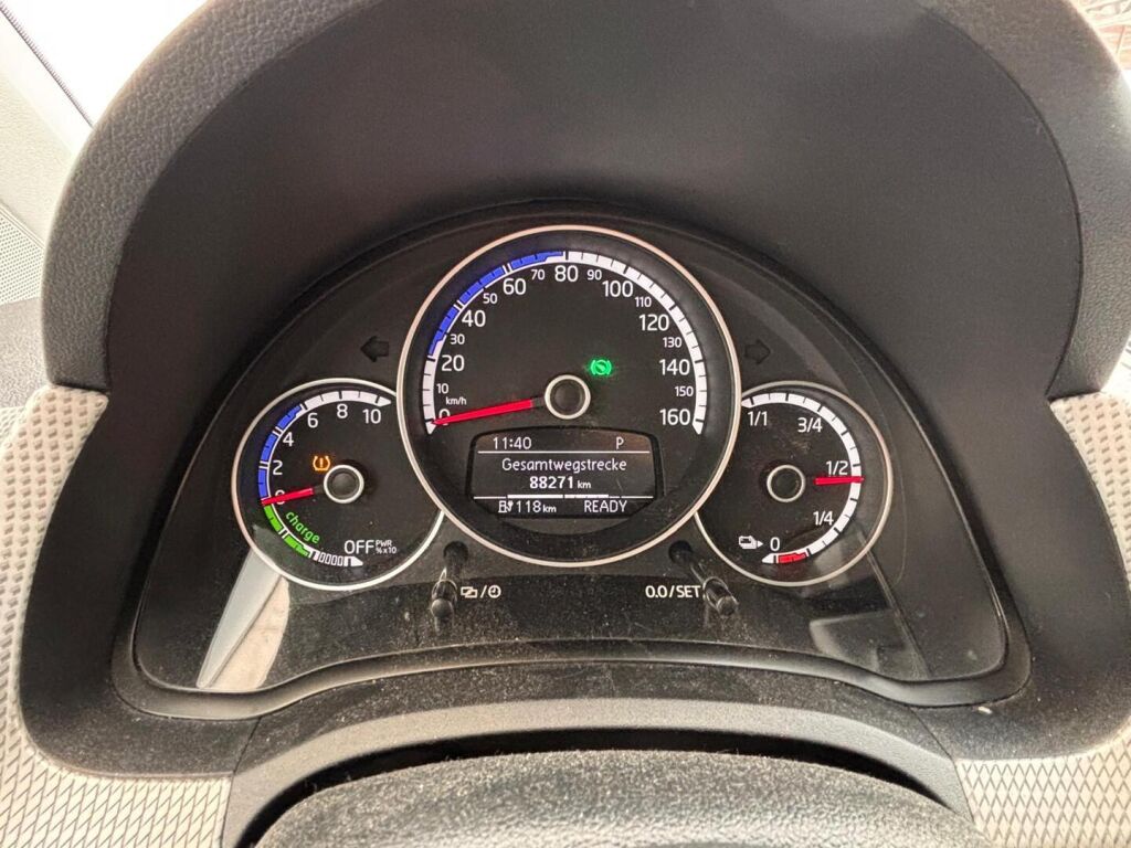 Volkswagen up! 2021 Valkoinen