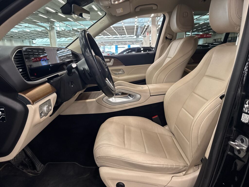 Mercedes-Benz GLE 2021 Musta
