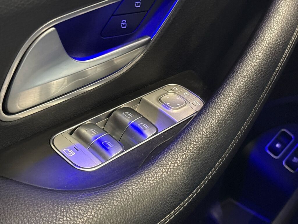 Mercedes-Benz GLE 2021 Musta