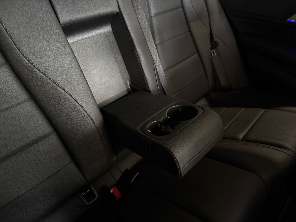 Mercedes-Benz GLE 2021 Musta