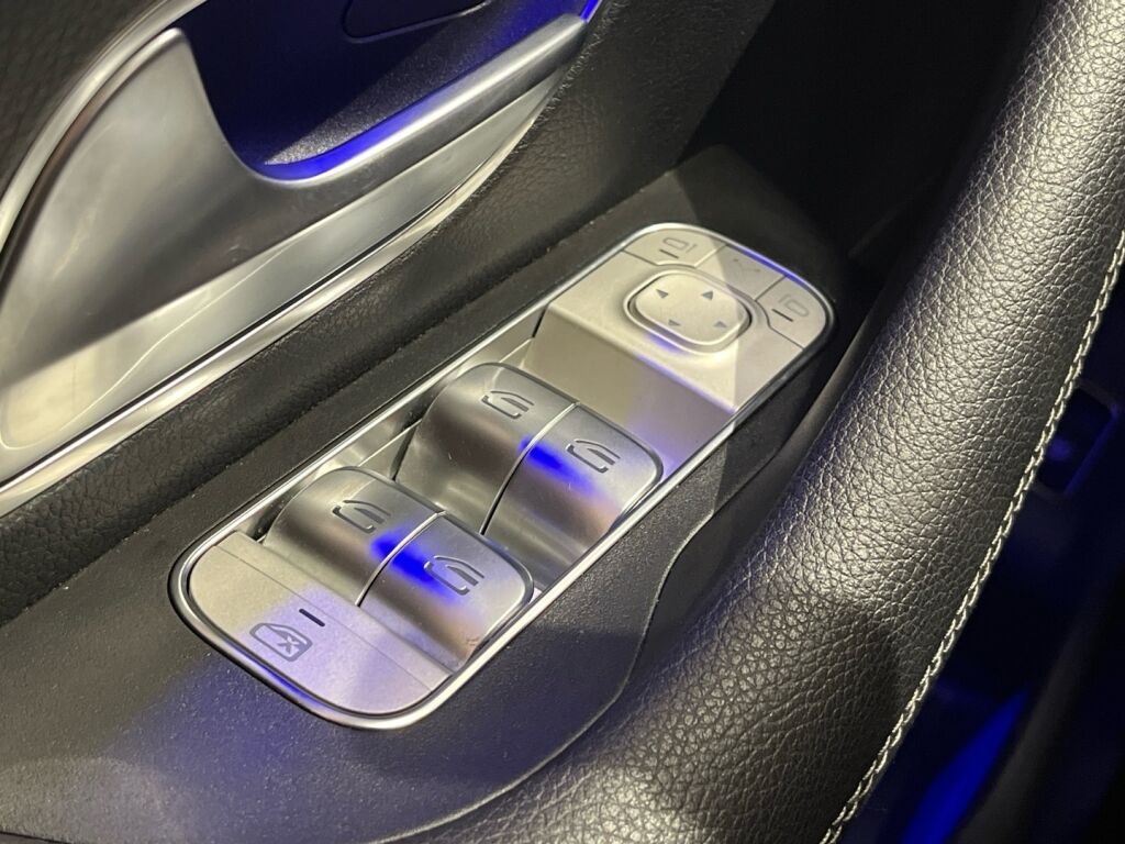 Mercedes-Benz GLE 2021 Musta