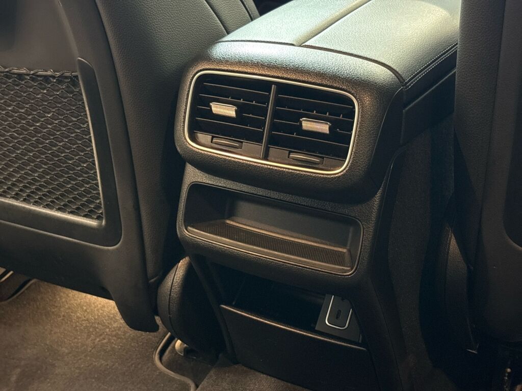 Mercedes-Benz GLE 2021 Musta