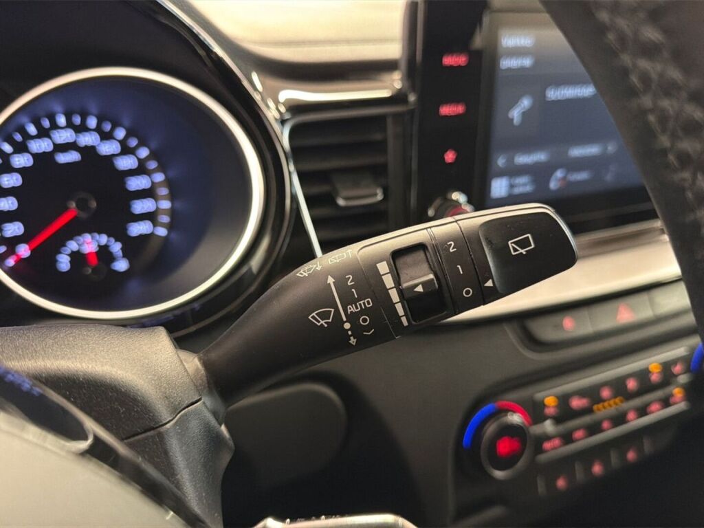 Kia XCeed 2021 Punainen