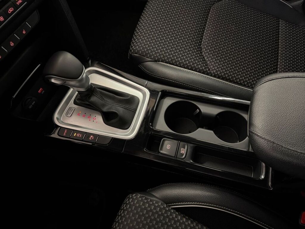 Kia XCeed 2021 Punainen