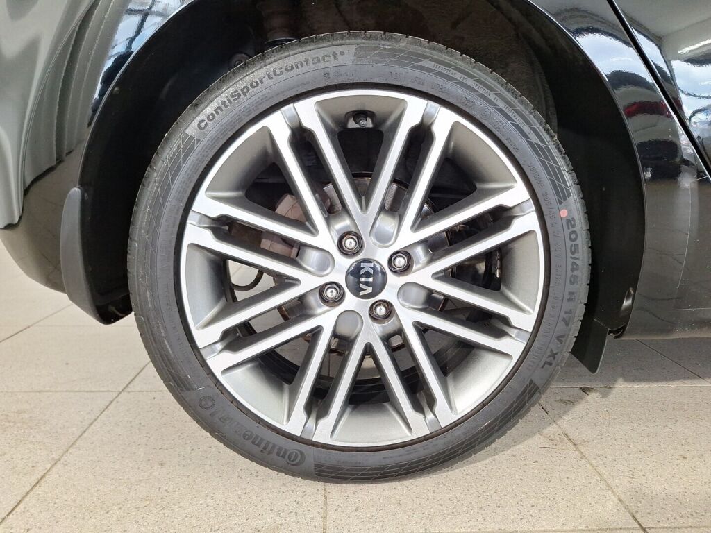 Kia Rio 2021 Musta