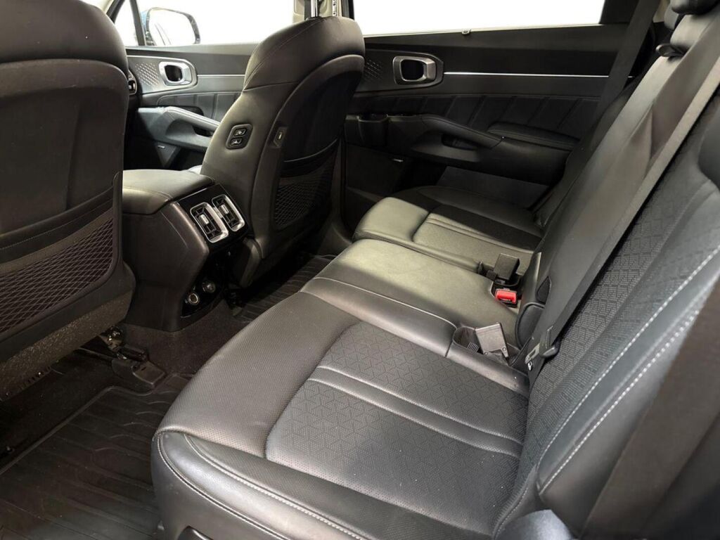 Kia Sorento 2021 Sininen