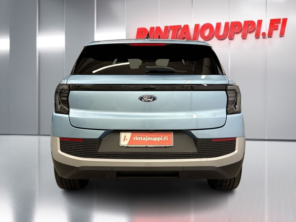 Ford Explorer 2026 Sininen