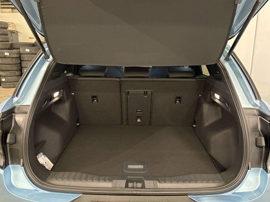Ford Explorer 2026 Sininen