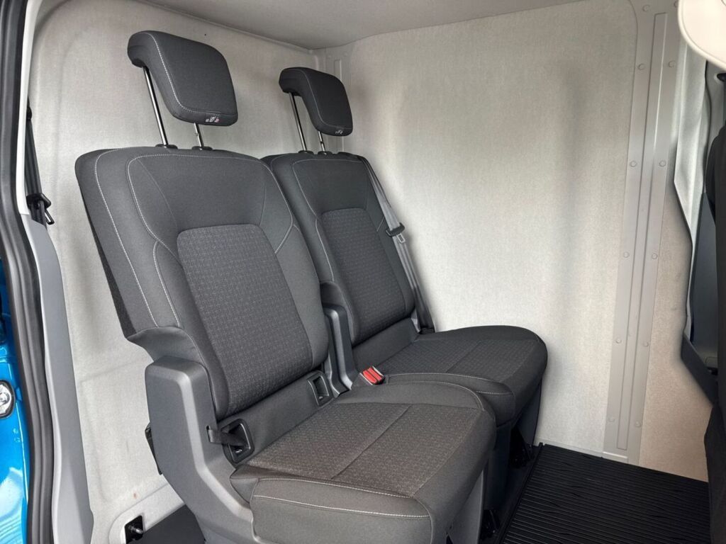 Ford Transit Custom 2026 Digital Aqua Blue
