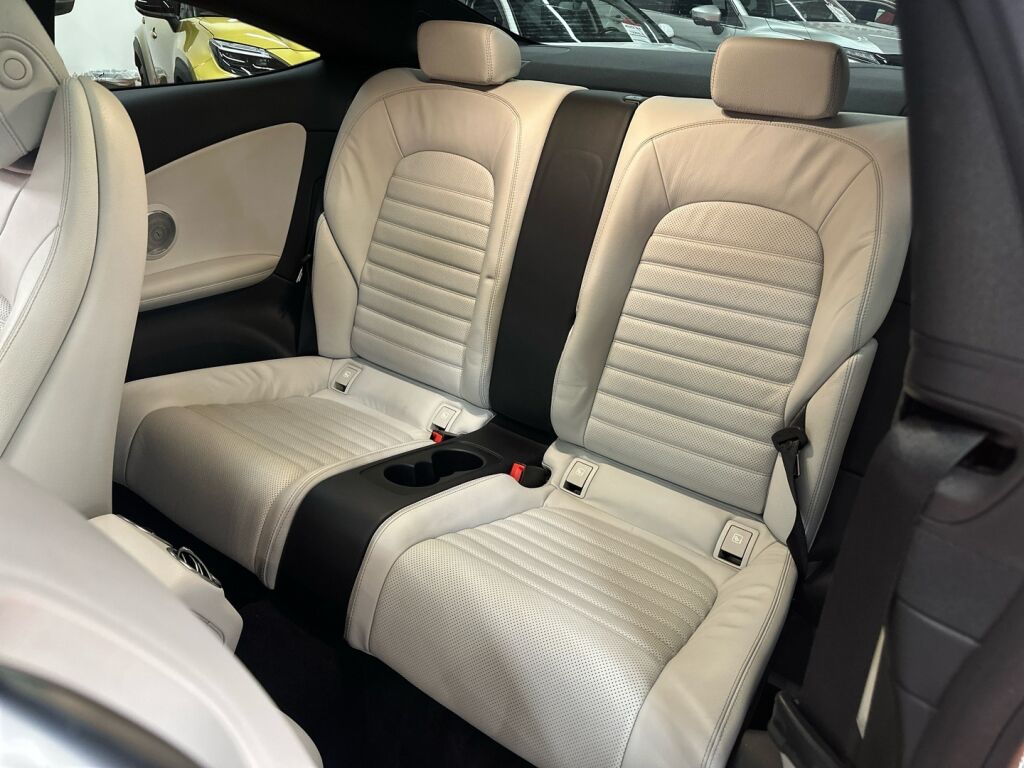 Mercedes-Benz C 2016 Hopea