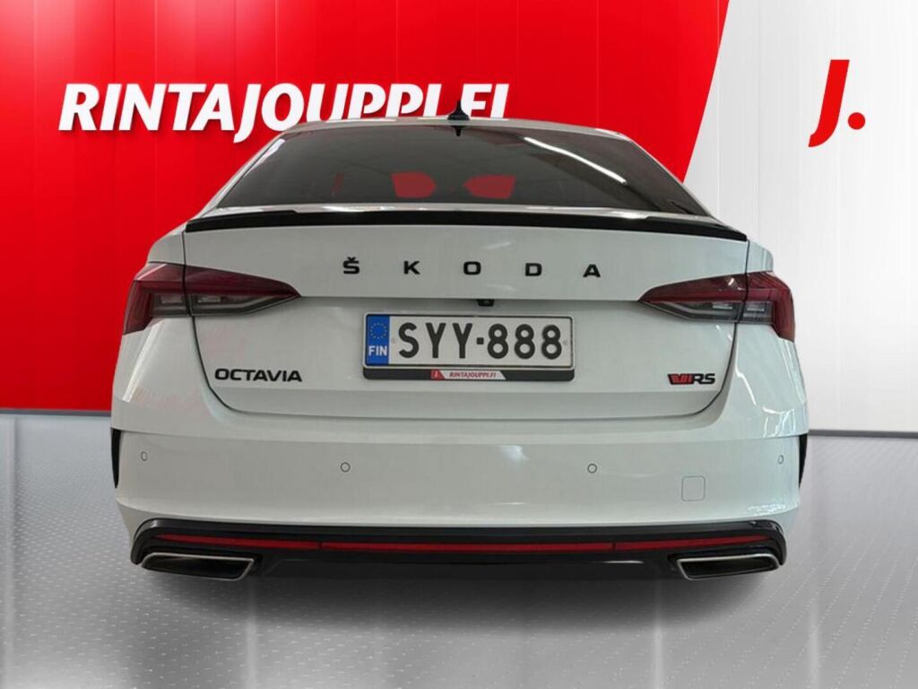Skoda Octavia 2021 Valkoinen