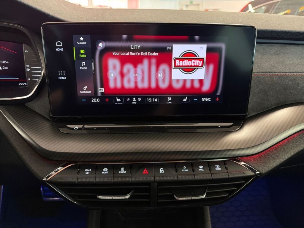 Skoda Octavia 2021 Valkoinen