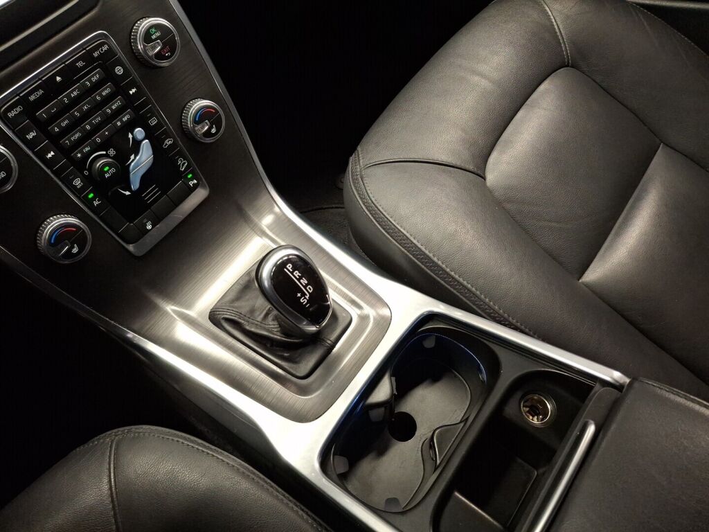 Volvo XC70 2014 Sininen